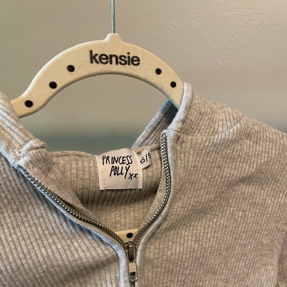 PPOLLY ZIP UP - Picture 2 of 4